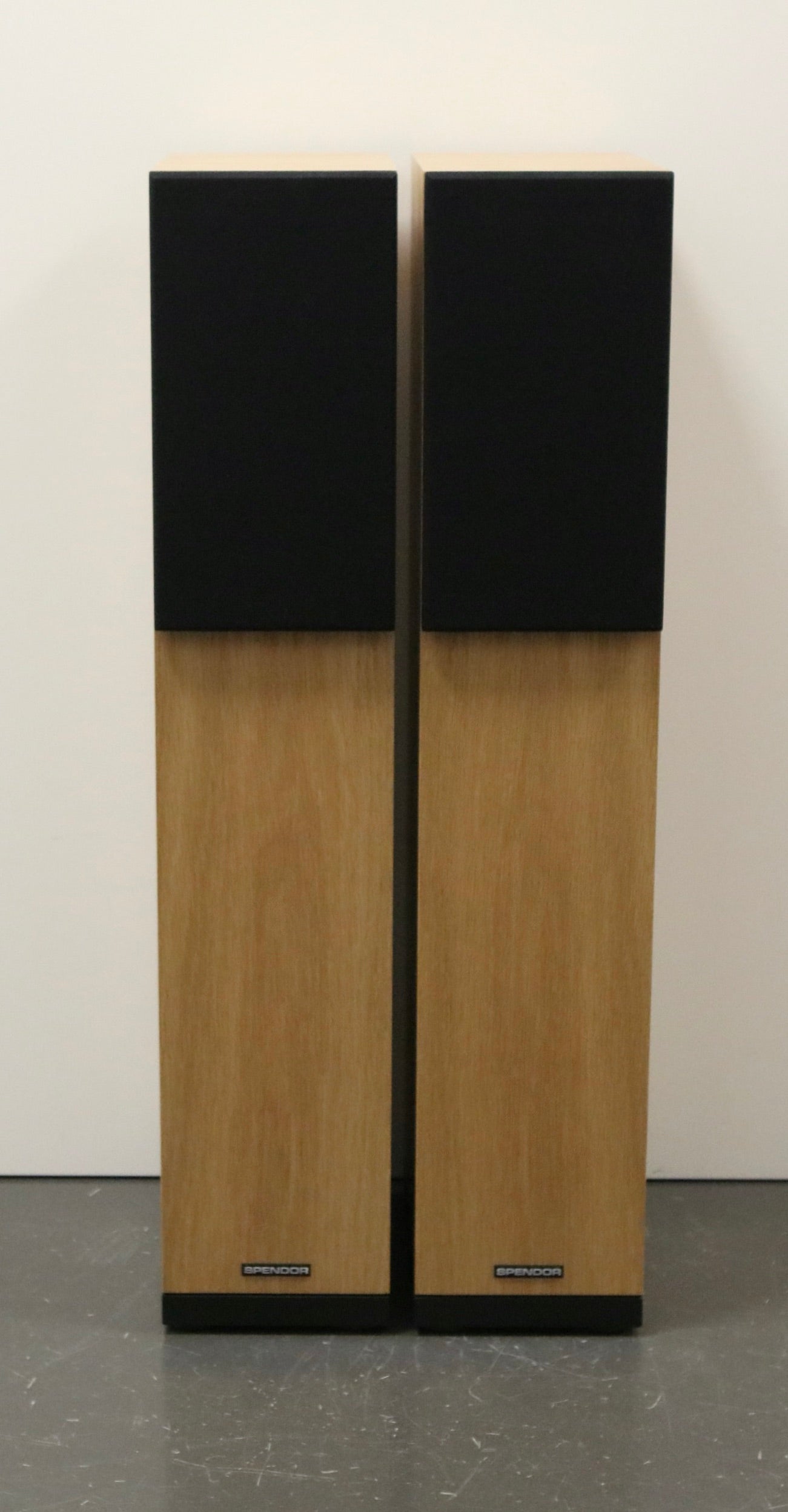 Spendor A4 eiche hell High-End Standlautsprecher