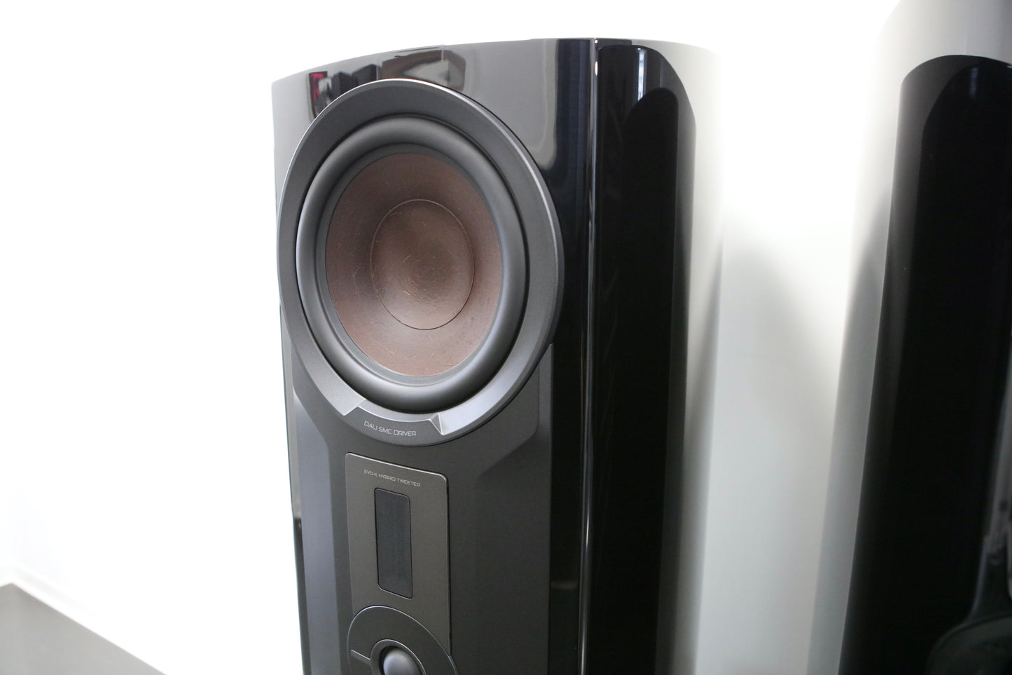 DALI Epikore 9 schwarz High-End Standlautsprecher