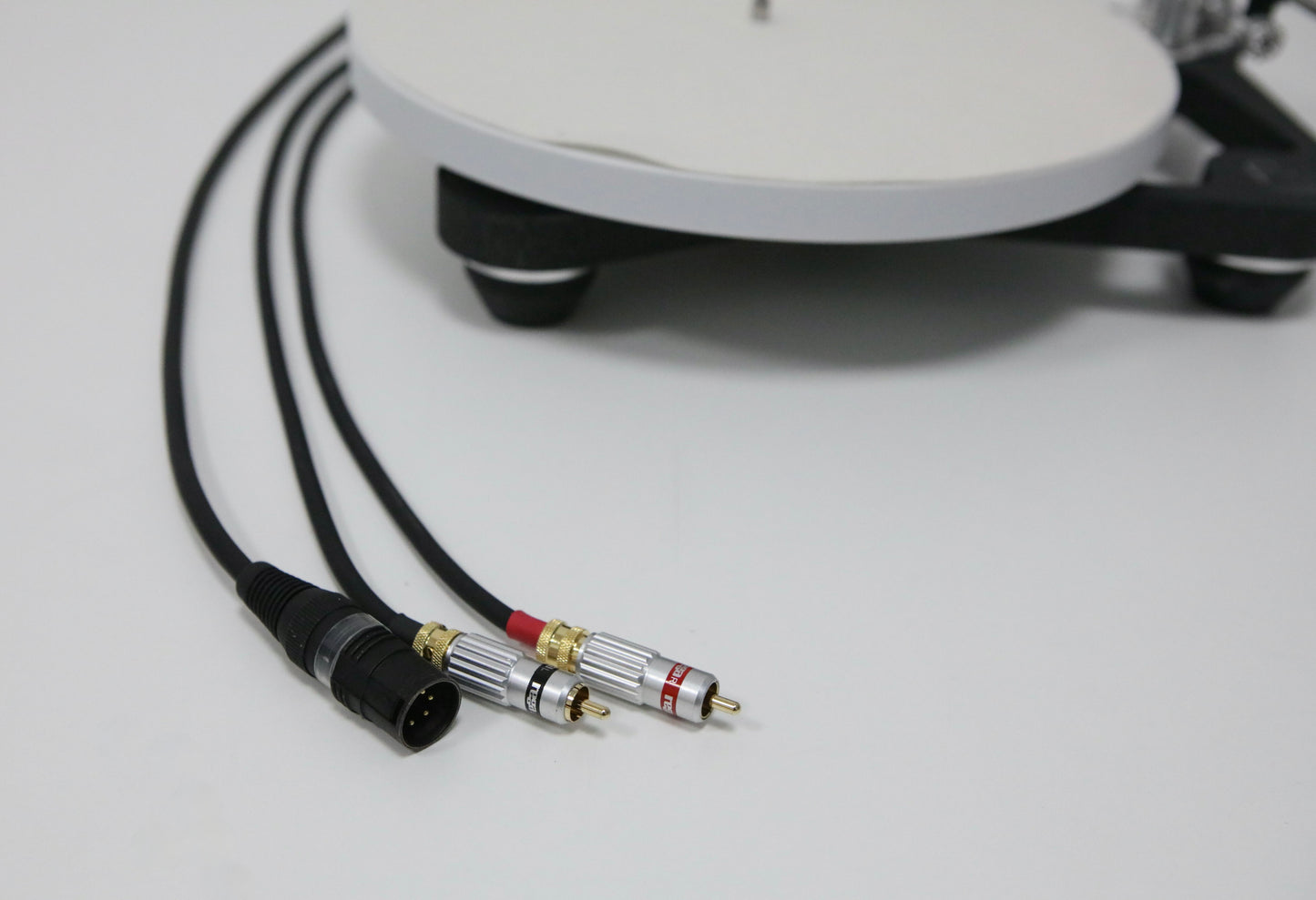 Rega Planar 10 mit Apheta 3 Referenz-Plattenspieler
