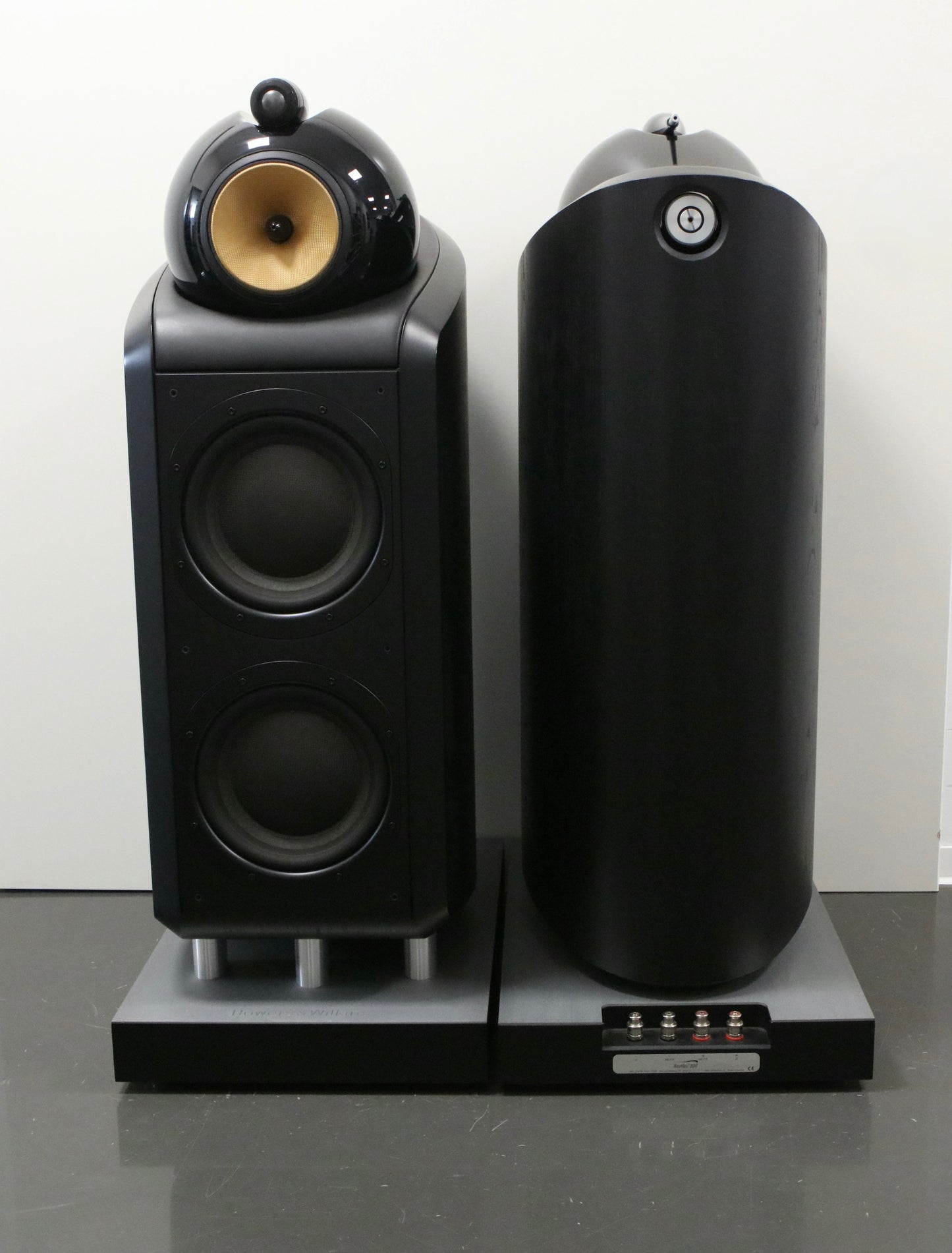 Bowers & Wilkins B&W Nautilus 800 *Klanglegende in Perfektion*