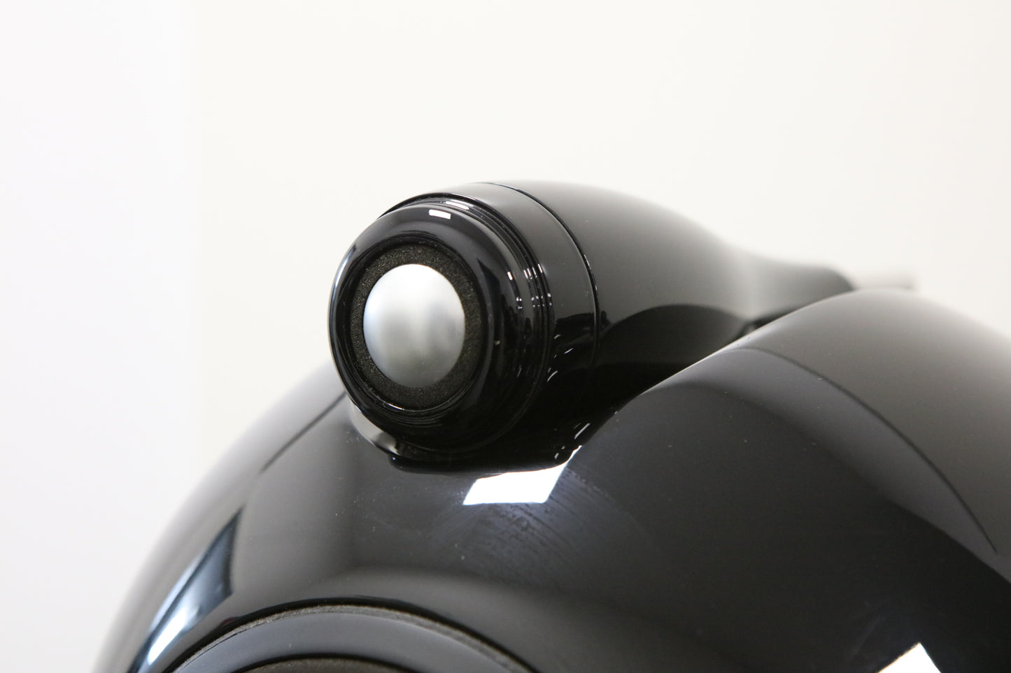 Bowers & Wilkins B&W Nautilus 800 *Klanglegende in Perfektion*