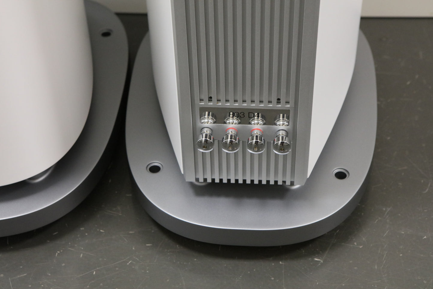 Bowers & Wilkins 803 D4 High-End Standlautsprecher weiß