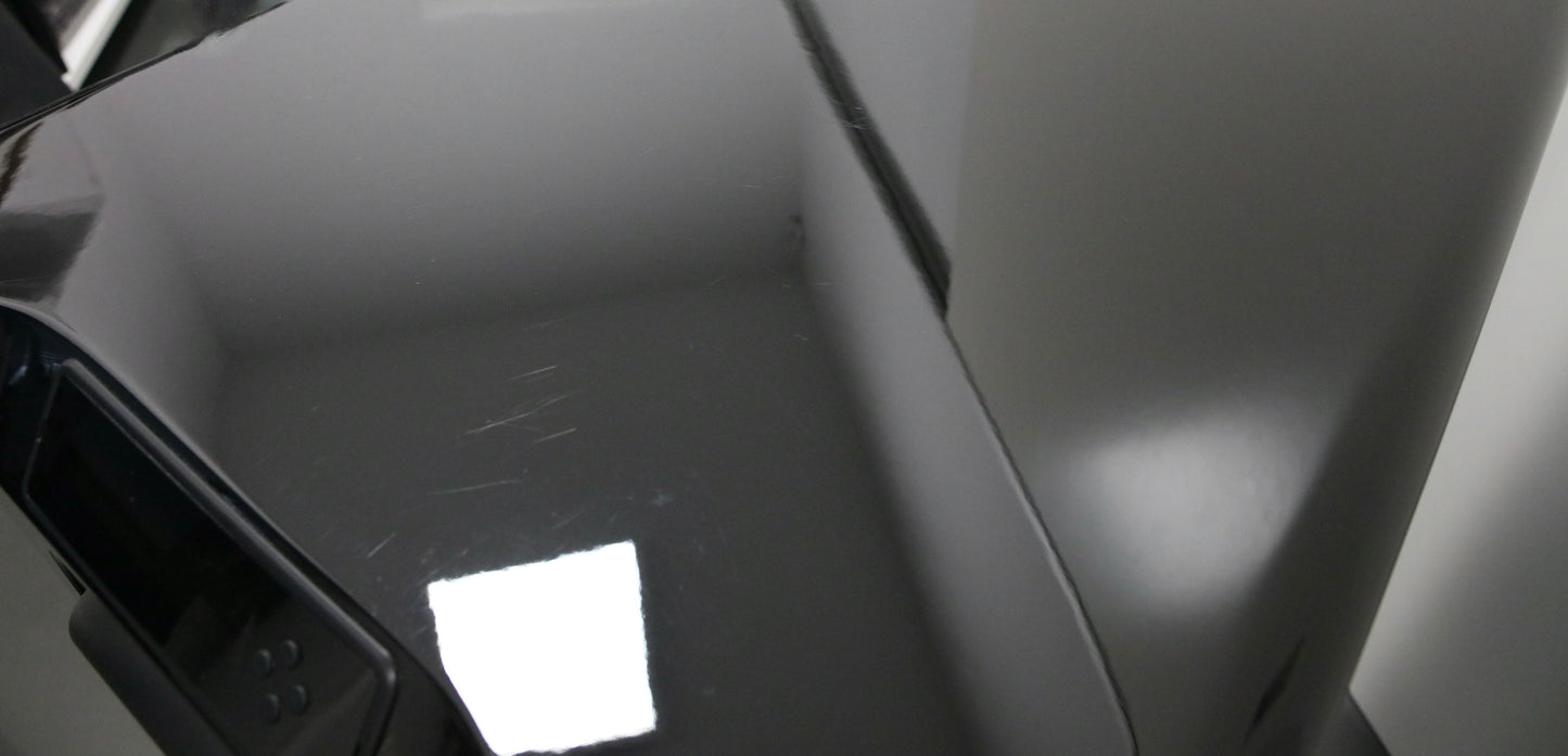 SVS PB-16 ultra schwarz hochglanz High-End Subwoofer