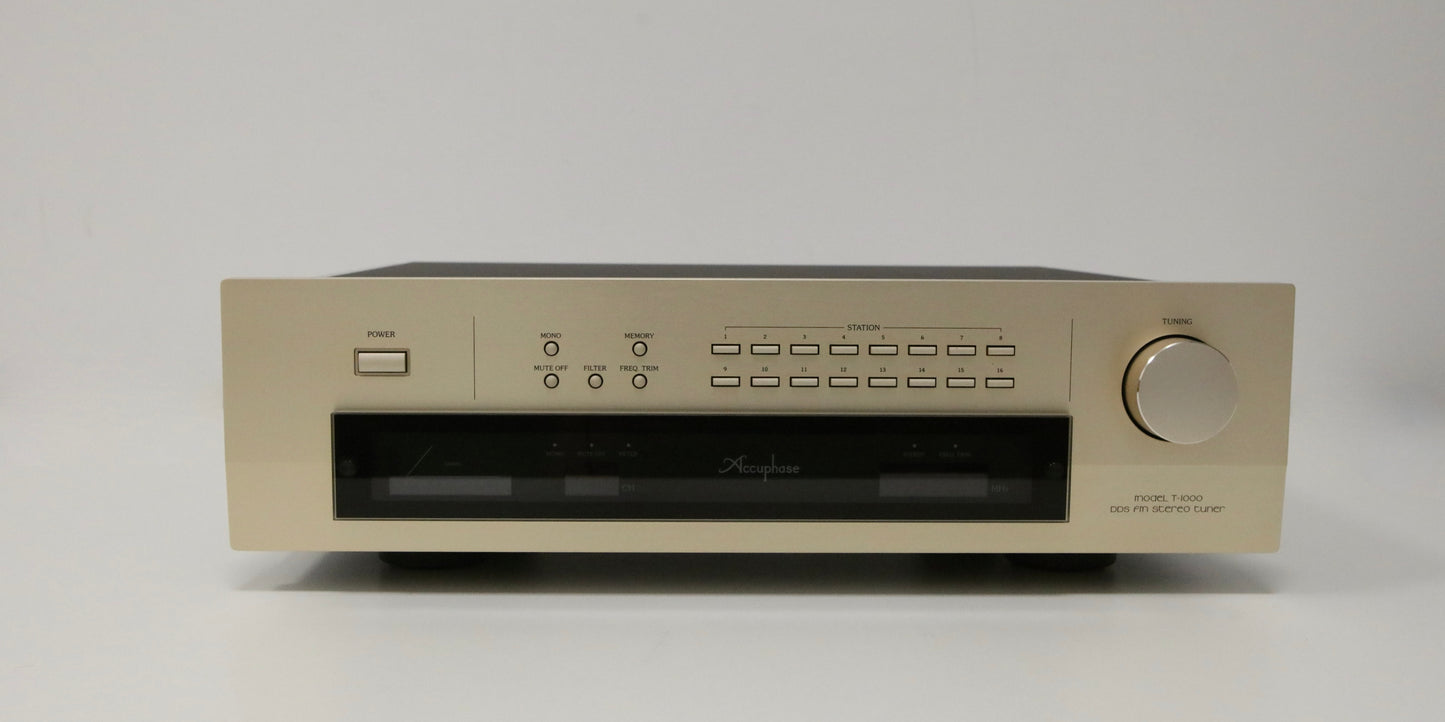 ACCUPHASE T-1000 P.I.A. High-End Tuner