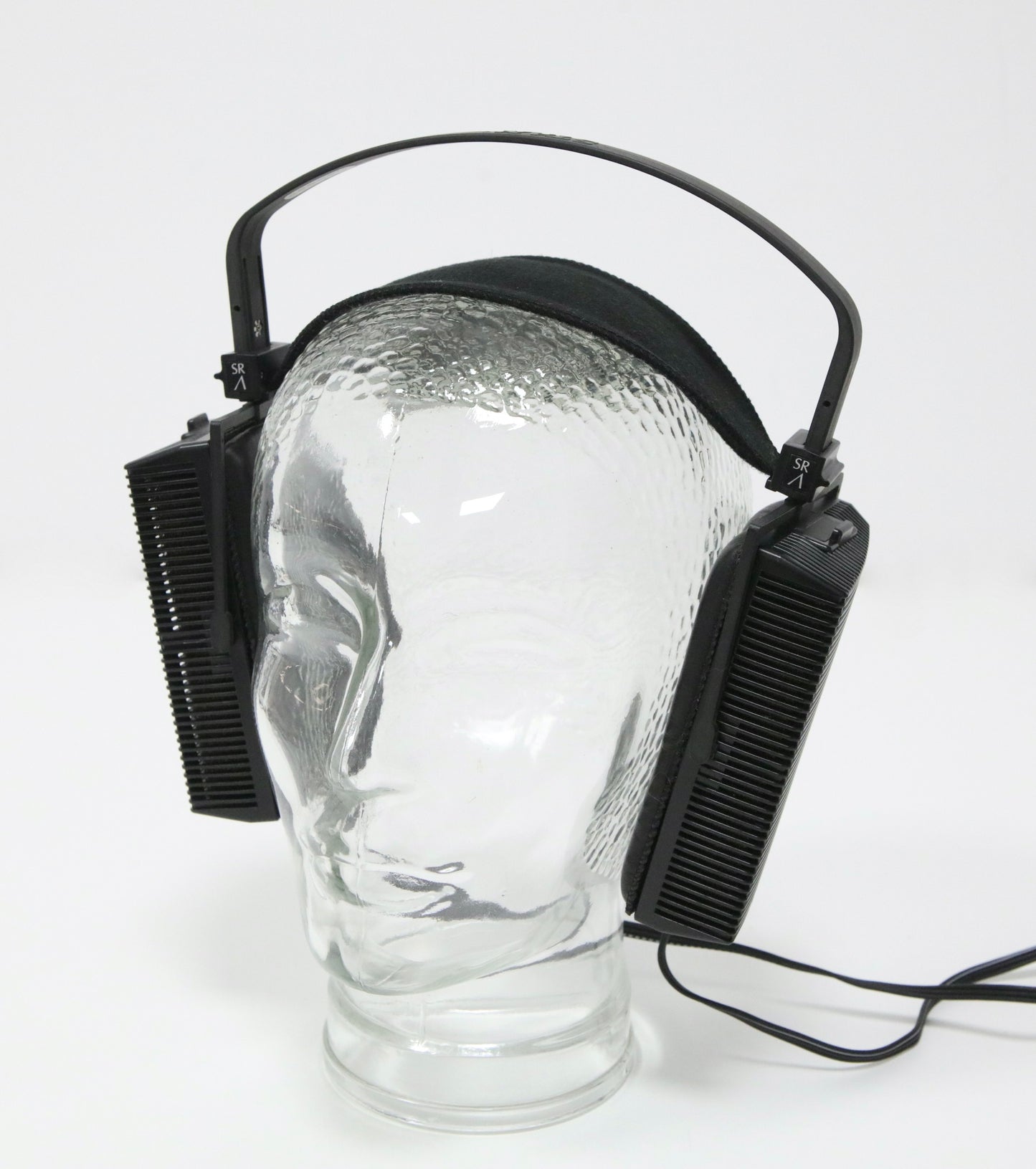 Stax SRM-1 High-End Kopfhörerverstärker mit Kopfhörer