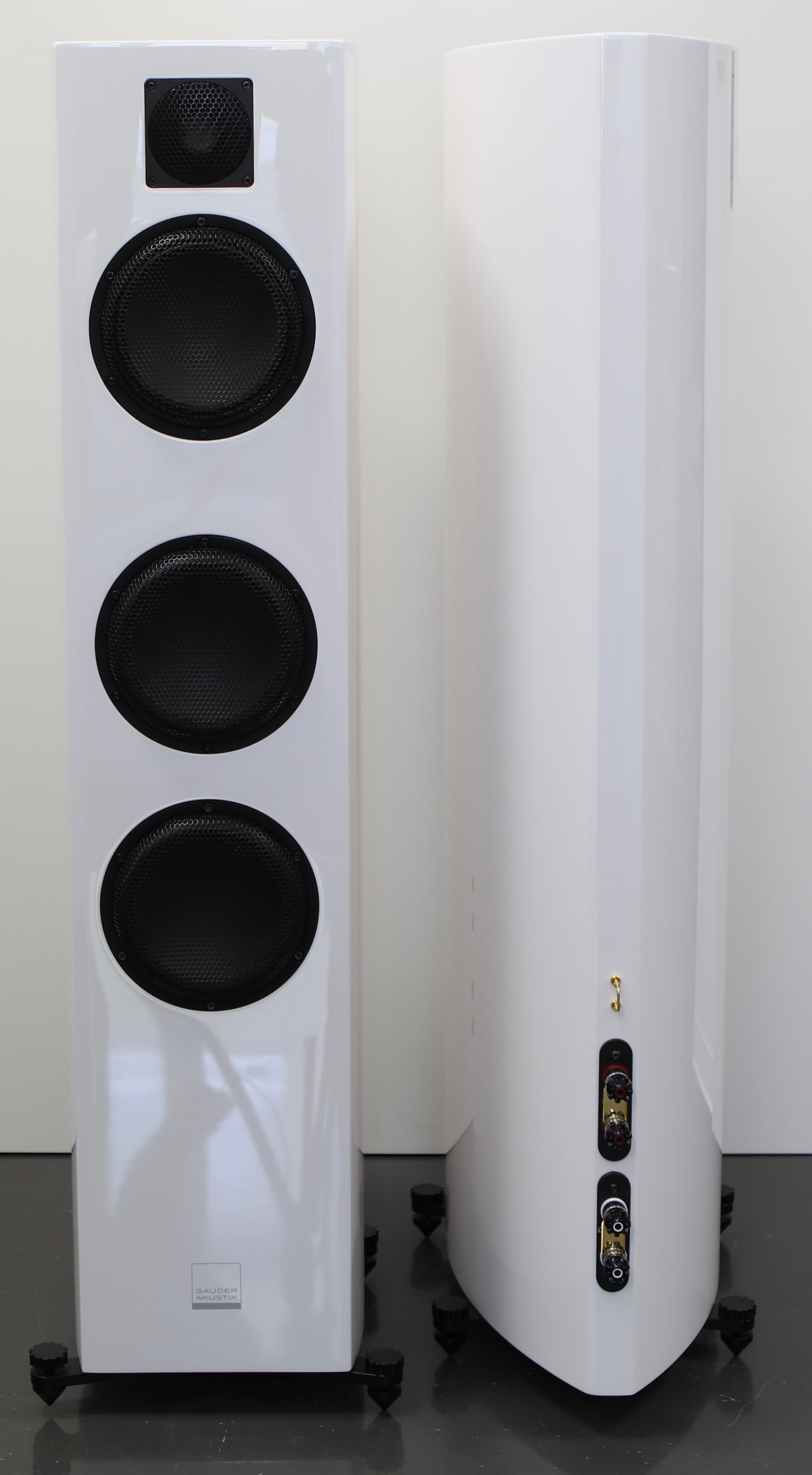 Gauder Akustik GAUDER AKUSTIK CASSIANO MKII BLACK EDITION weiß High-End Standlautsprecher