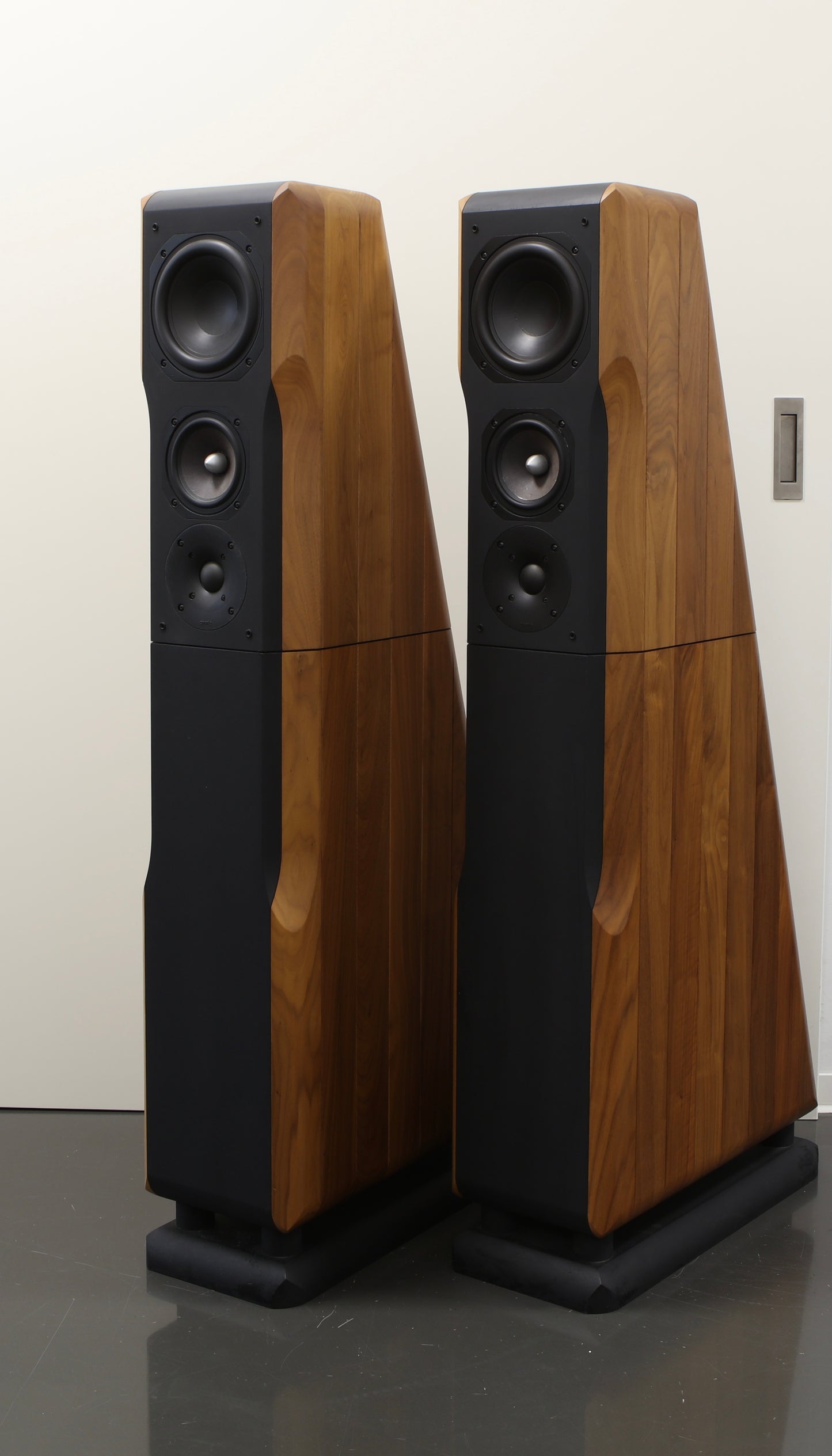 Chario Ursa Major High-End Standlautsprecher