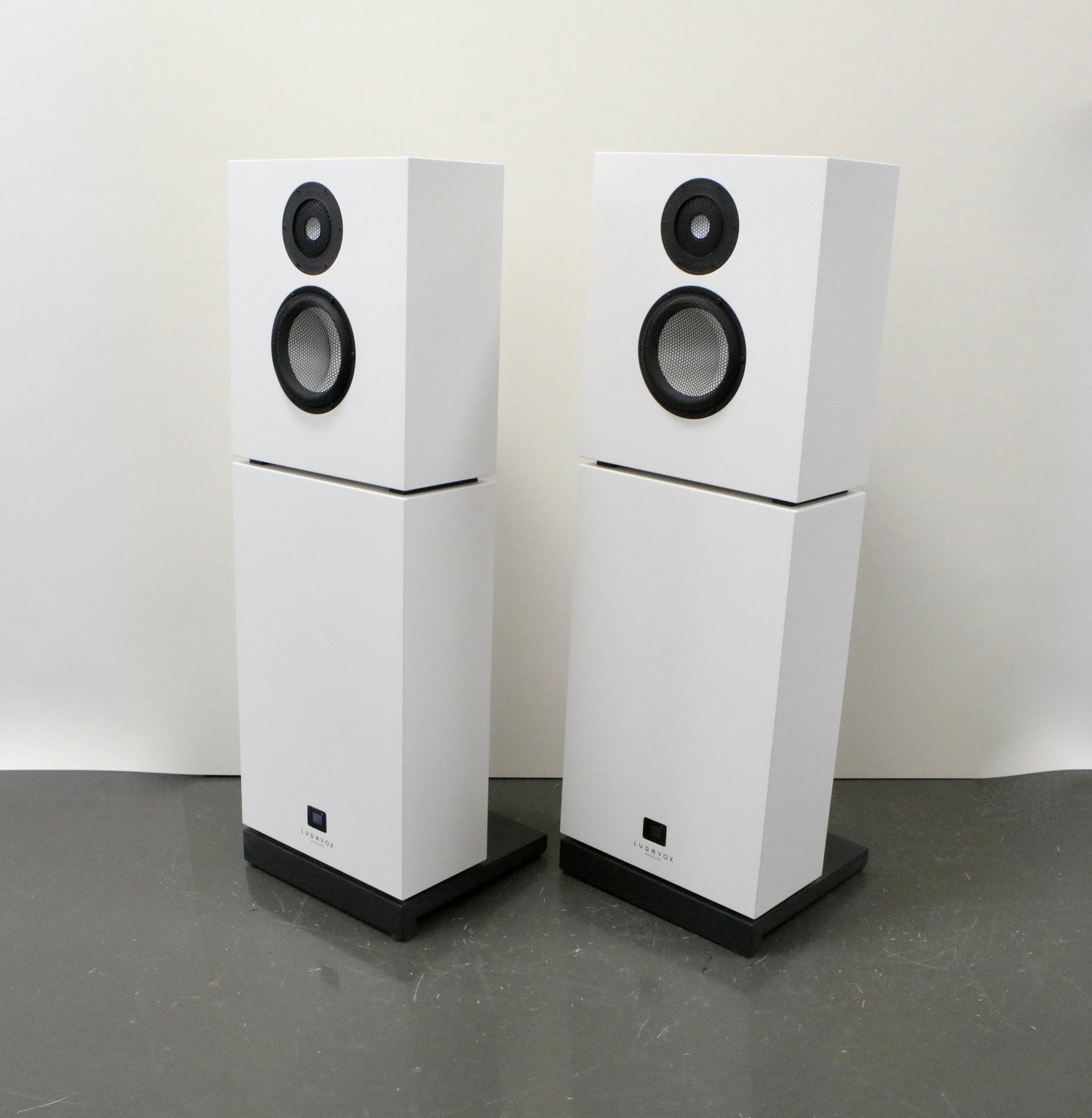 Lyravox Karlina II aus 2024 High-End Aktivlautsprecher