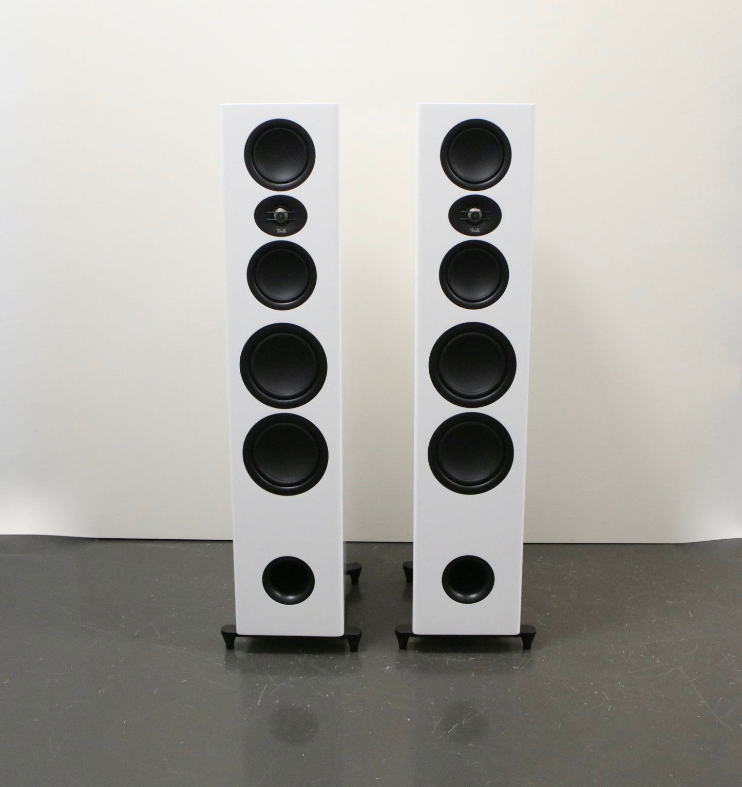 T+A S 130 weiß High-End Standlautsprecher