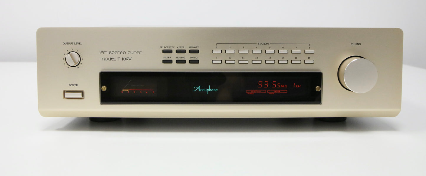 Accuphase T109V High-End FM Stereo TUNER