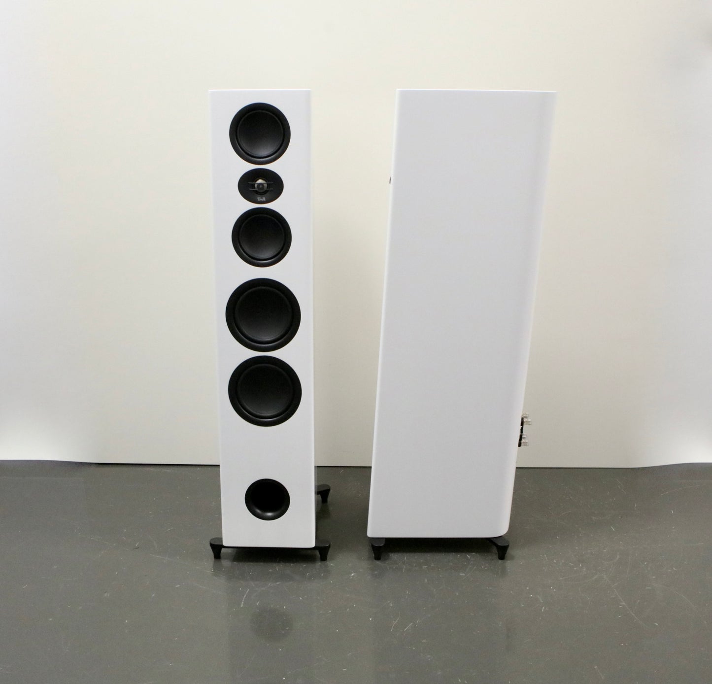 T+A S 130 weiß High-End Standlautsprecher