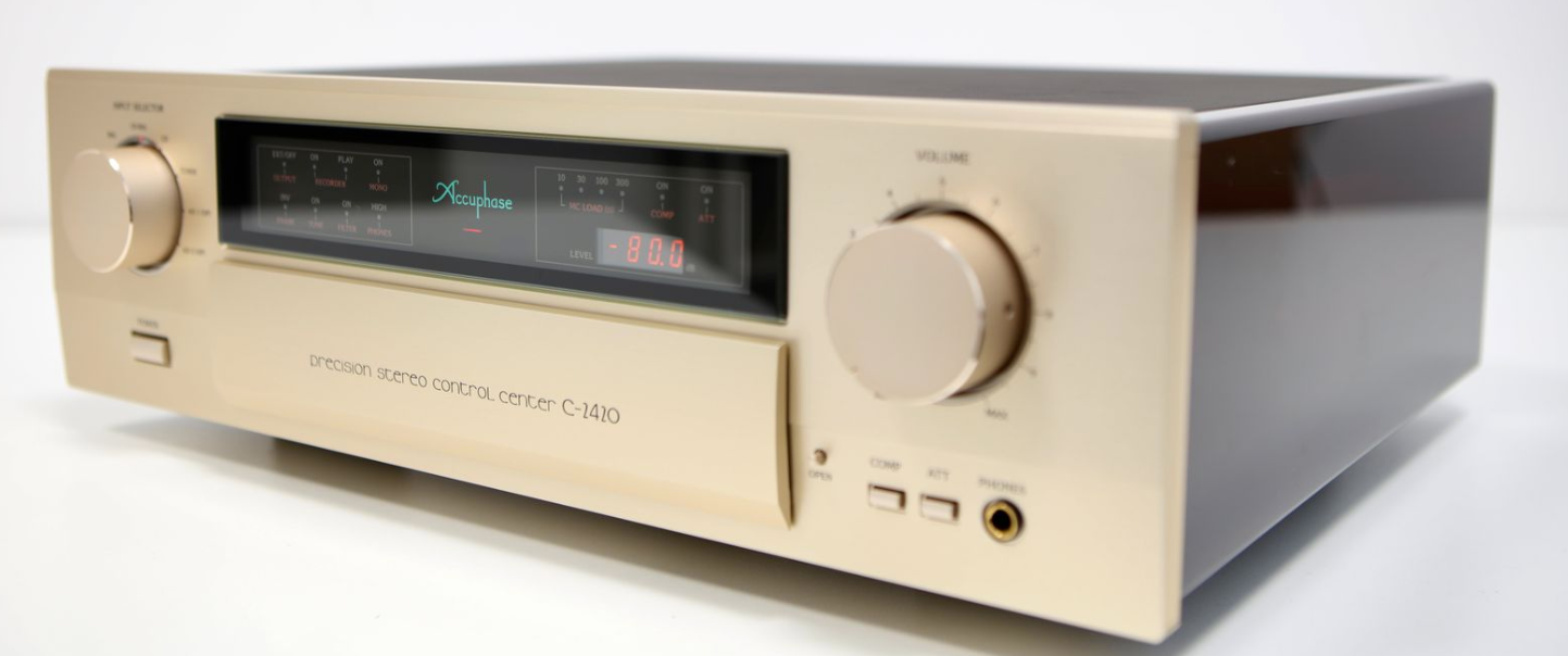 Accuphase C-2420 + AD-2820 P.I.A High-End Vorstufe