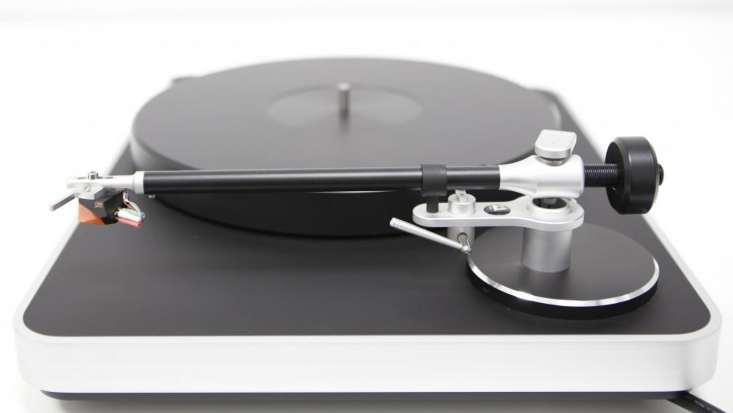 Clearaudio Concept mit Ortofon 2M Bronze High-End Plattenspieler