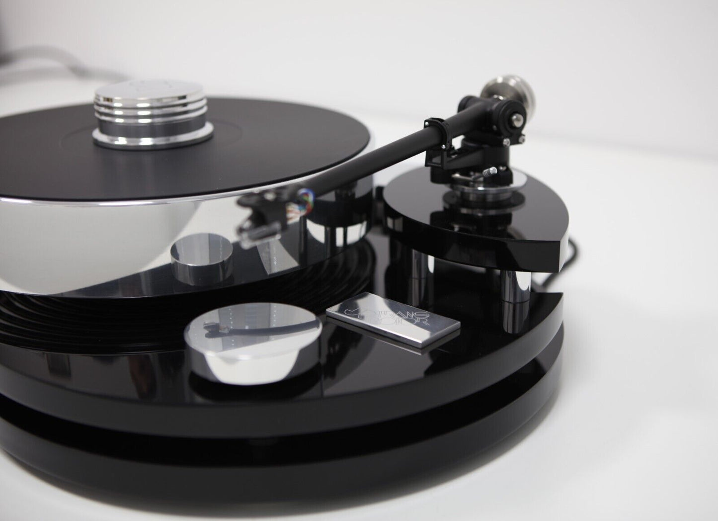 TRANSROTOR Jupiter + Rega RB 880 + Ucello high-end turntable
