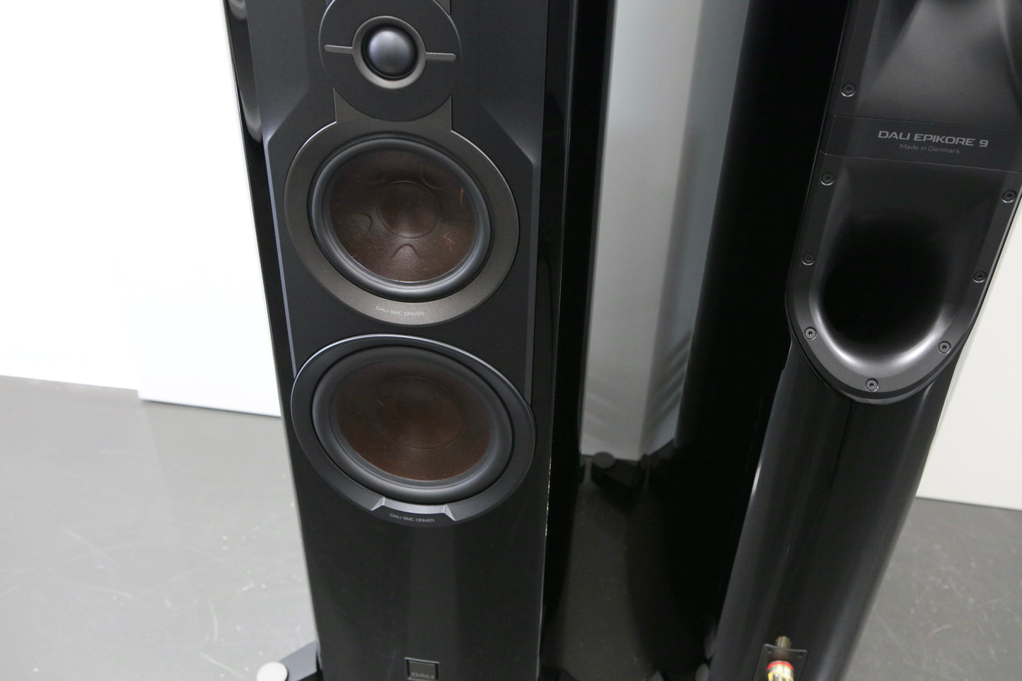 DALI Epikore 9 schwarz High-End Standlautsprecher