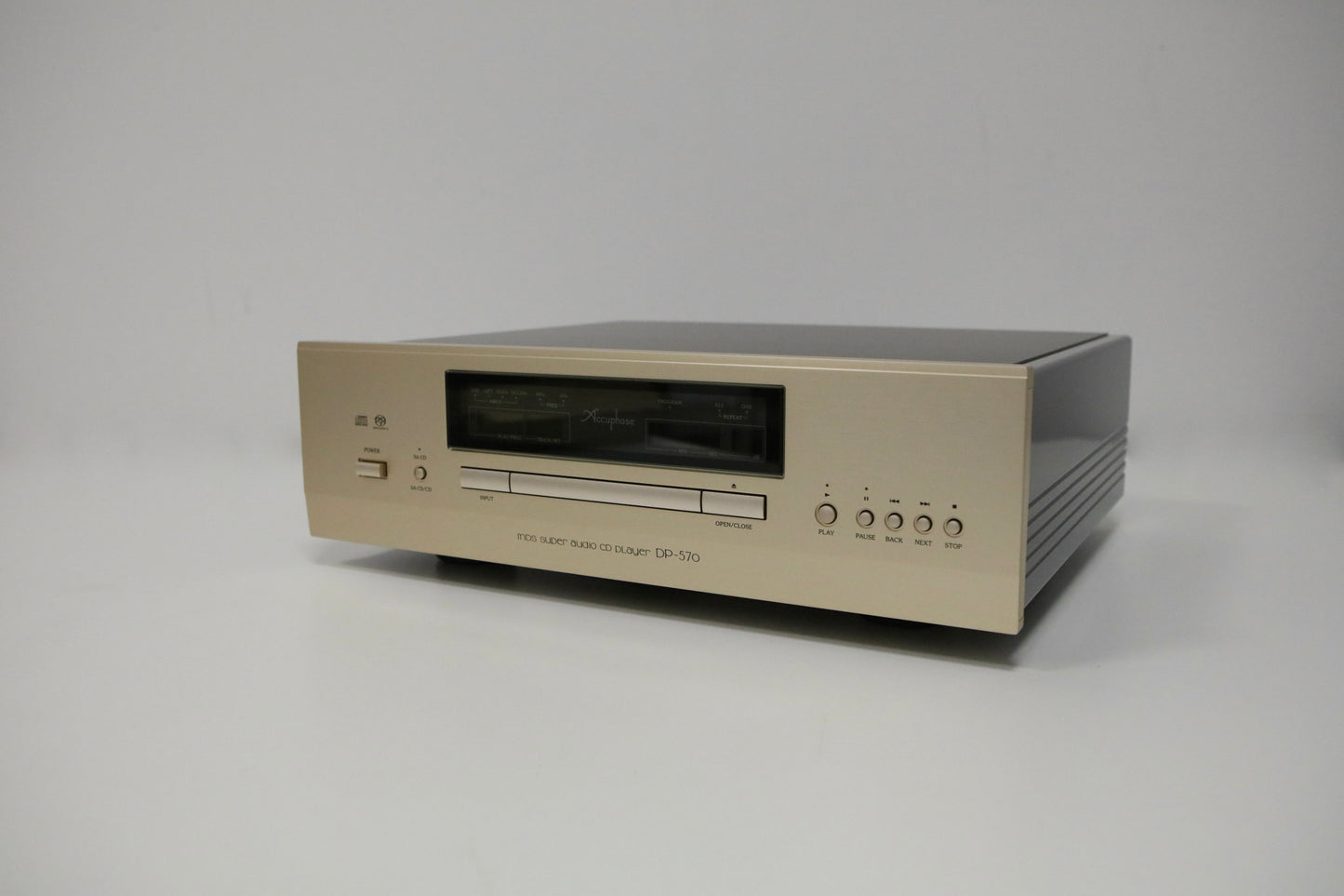 ACCUPHASE DP-570 P.I.A High-End SACD/CD-Player