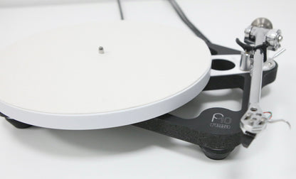 Rega Planar 10 mit Apheta 3 Referenz-Plattenspieler