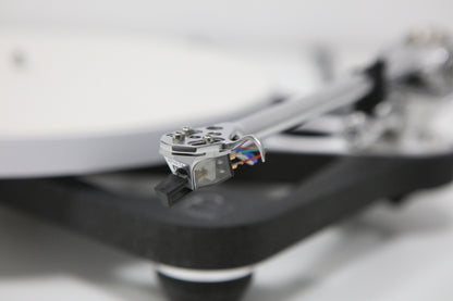 Rega Planar 10 mit Apheta 3 Referenz-Plattenspieler