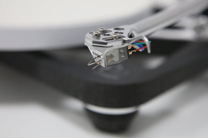 Rega Planar 10 mit Apheta 3 Referenz-Plattenspieler