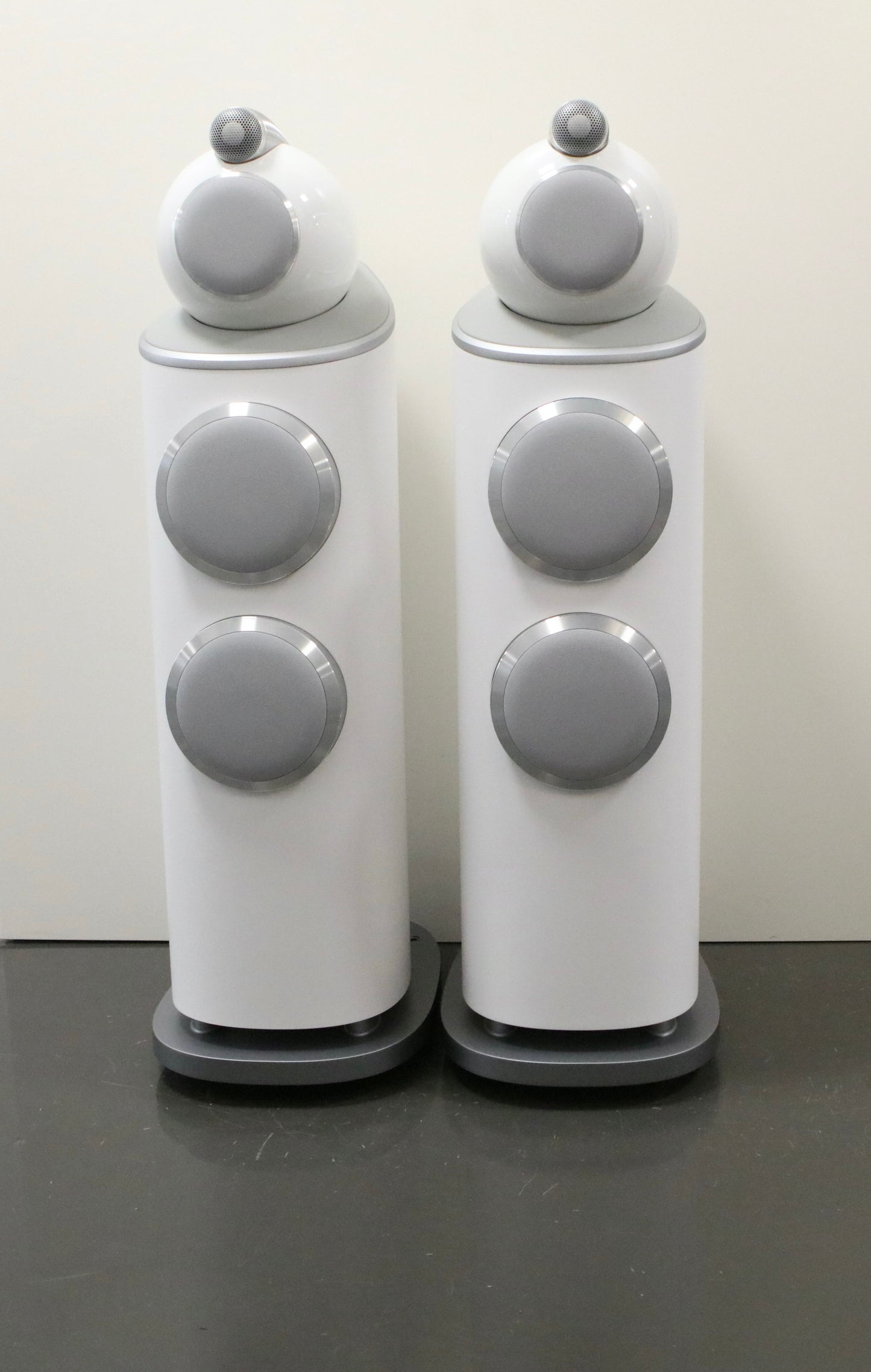 Bowers & Wilkins 803 D4 High-End Standlautsprecher weiß