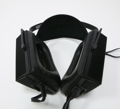 Stax SRM-1 High-End Kopfhörerverstärker mit Kopfhörer