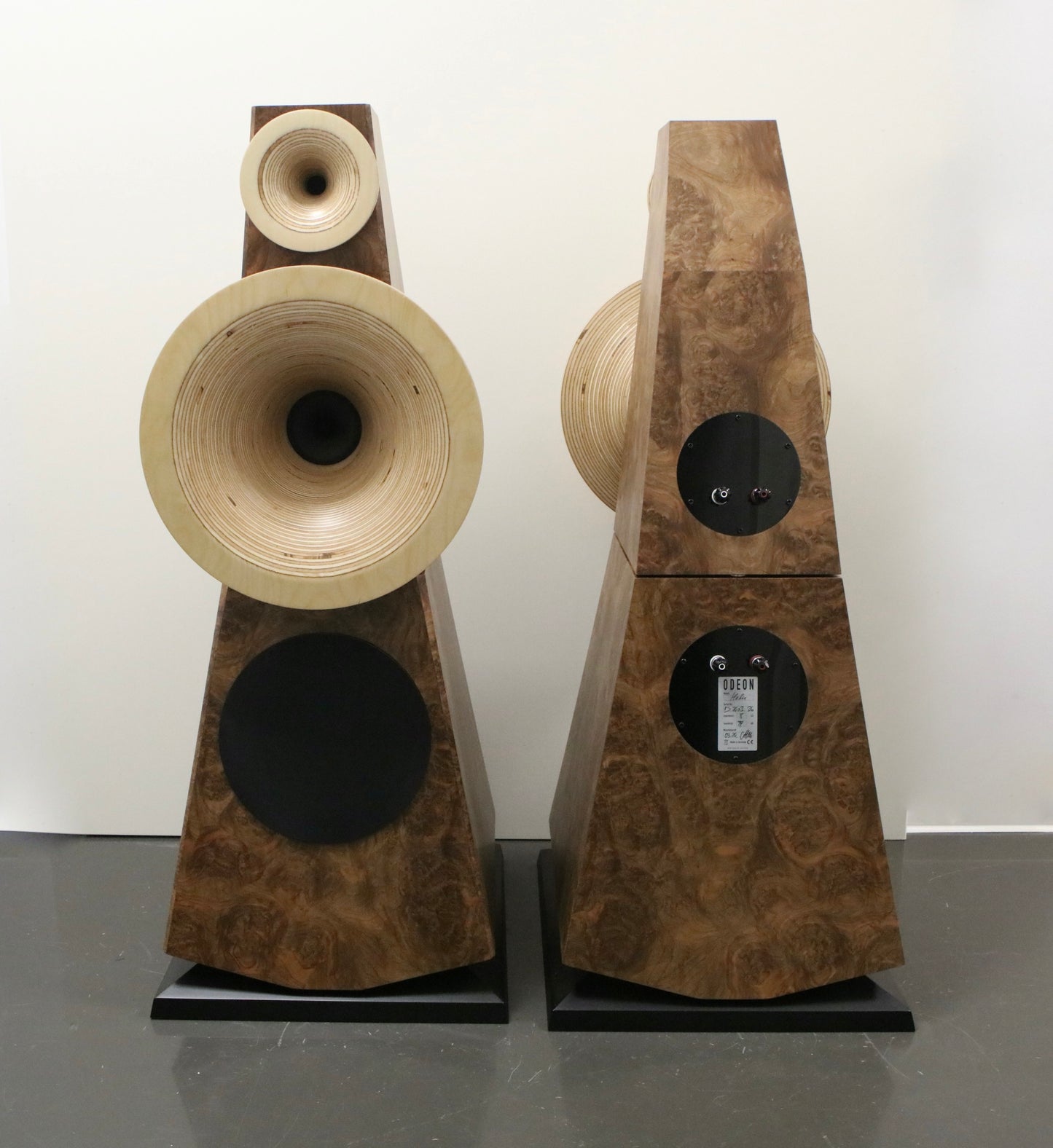 ODEON Helix High-End Standlautsprecher