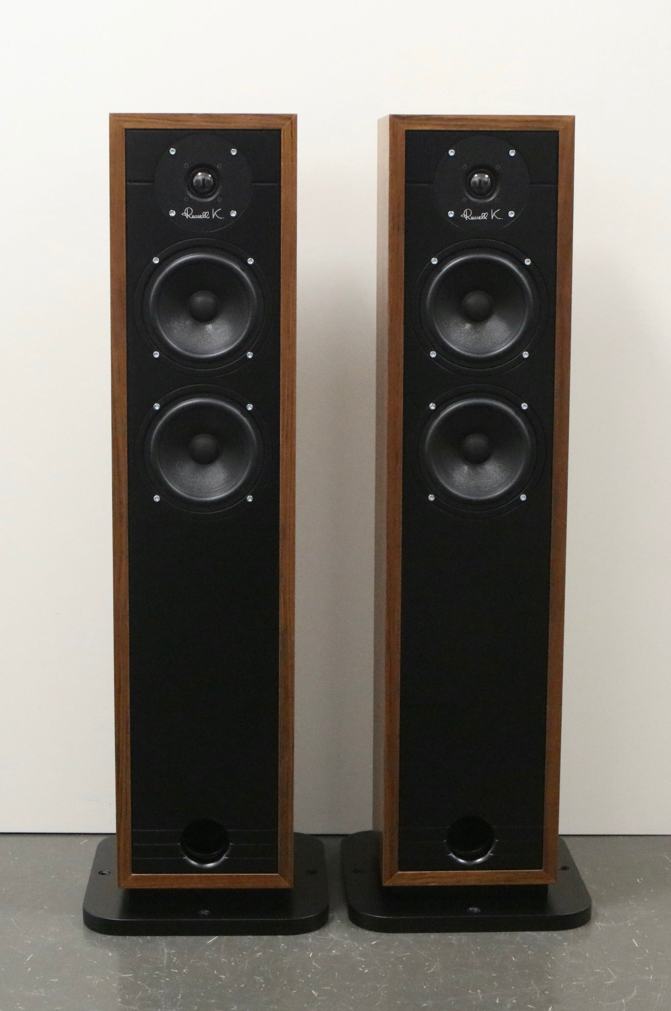 Russell K Red 120 Standlautsprecher