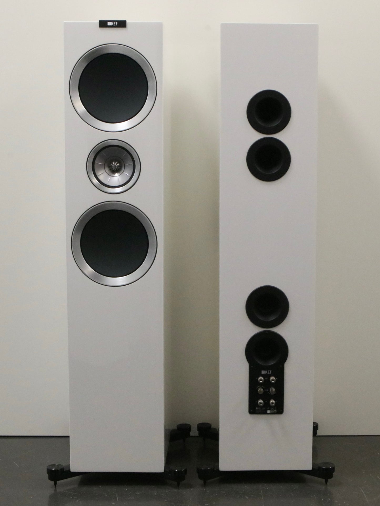 KEF R900 weiß High-End Standlautsprecher