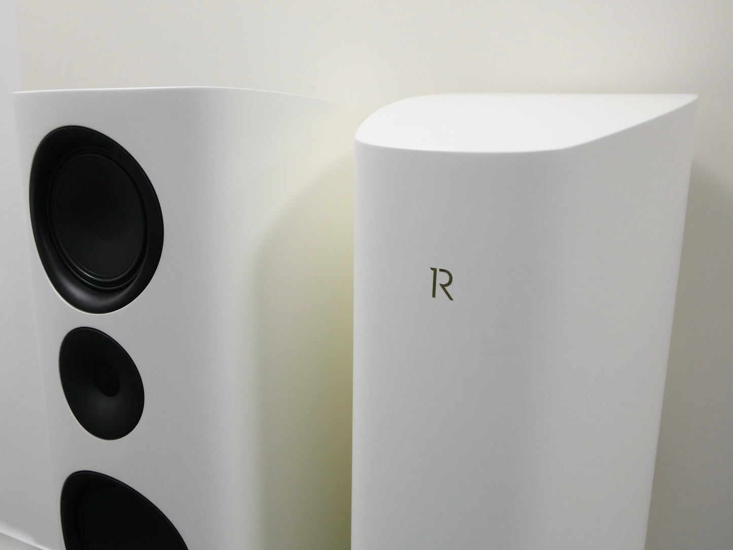 Canton Reference 3 weiß High-End Standlautsprecher