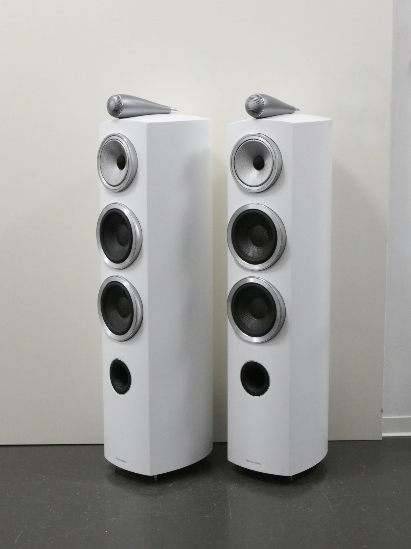 B&W 804D3 High-End-Standlautsprecher