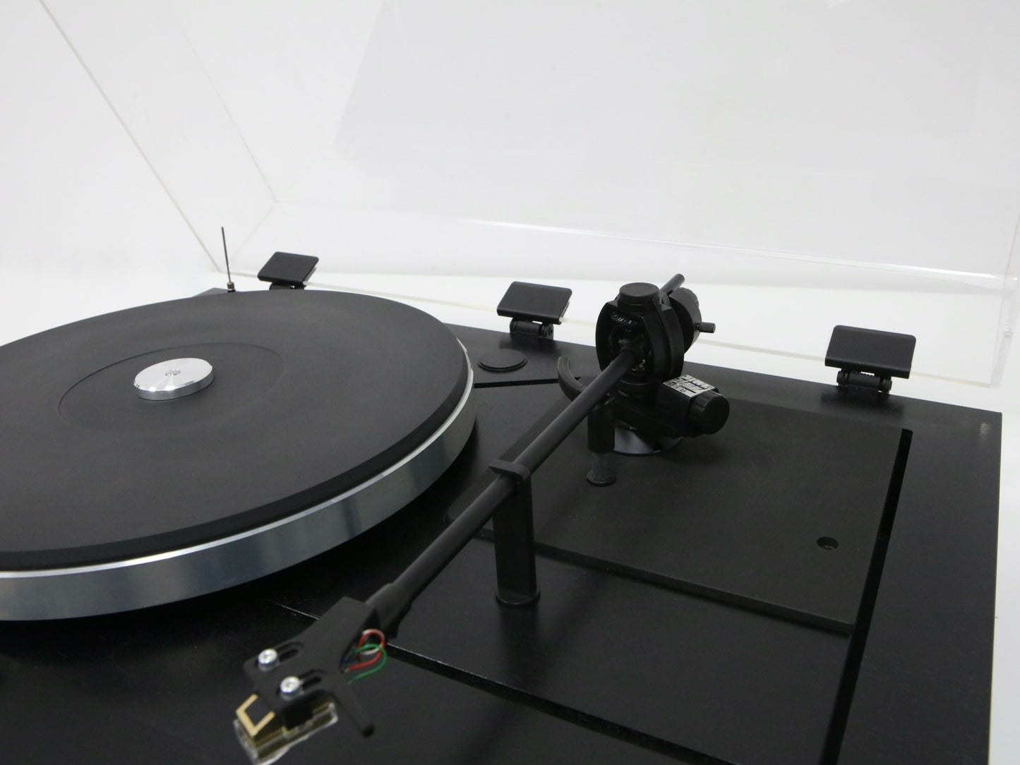 Thorens TD 520 mit Benz MC20E2 Retro High-End Plattenspieler