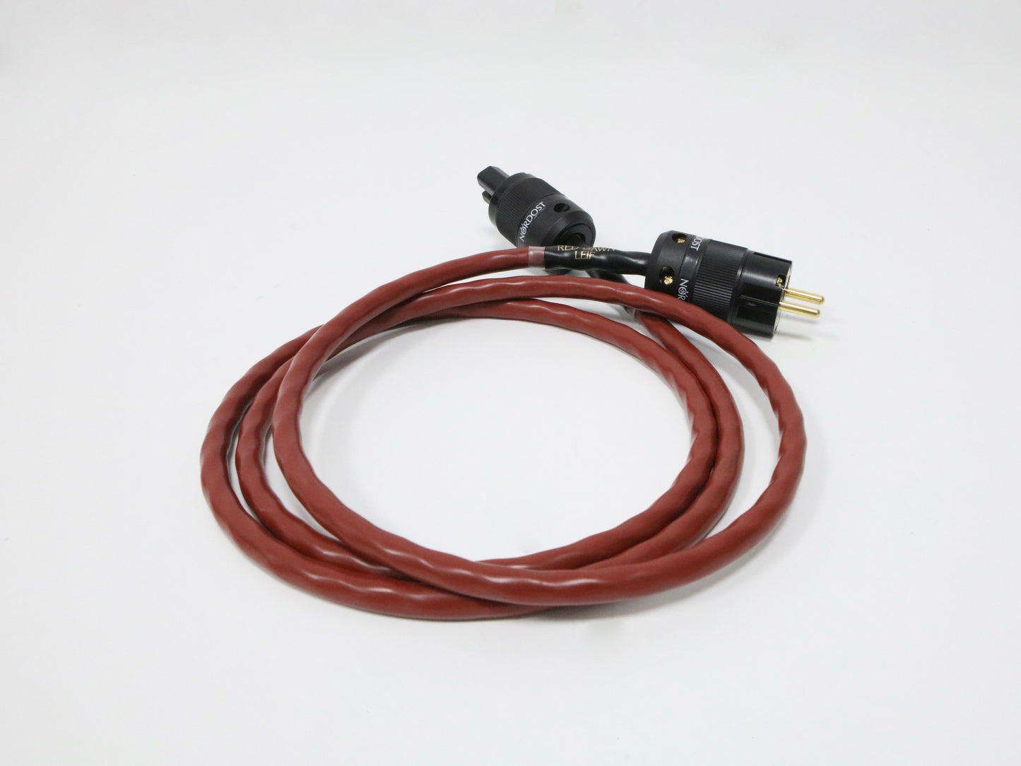 Nordost Red Dawn Power Cord 1,5 m Netzkabel