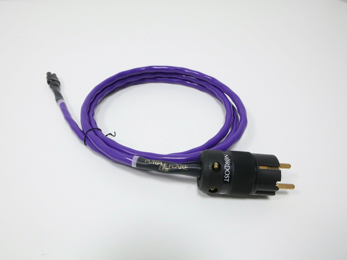 Nordost Purple Flare Leif Power Cord 2,0m Netzkabel