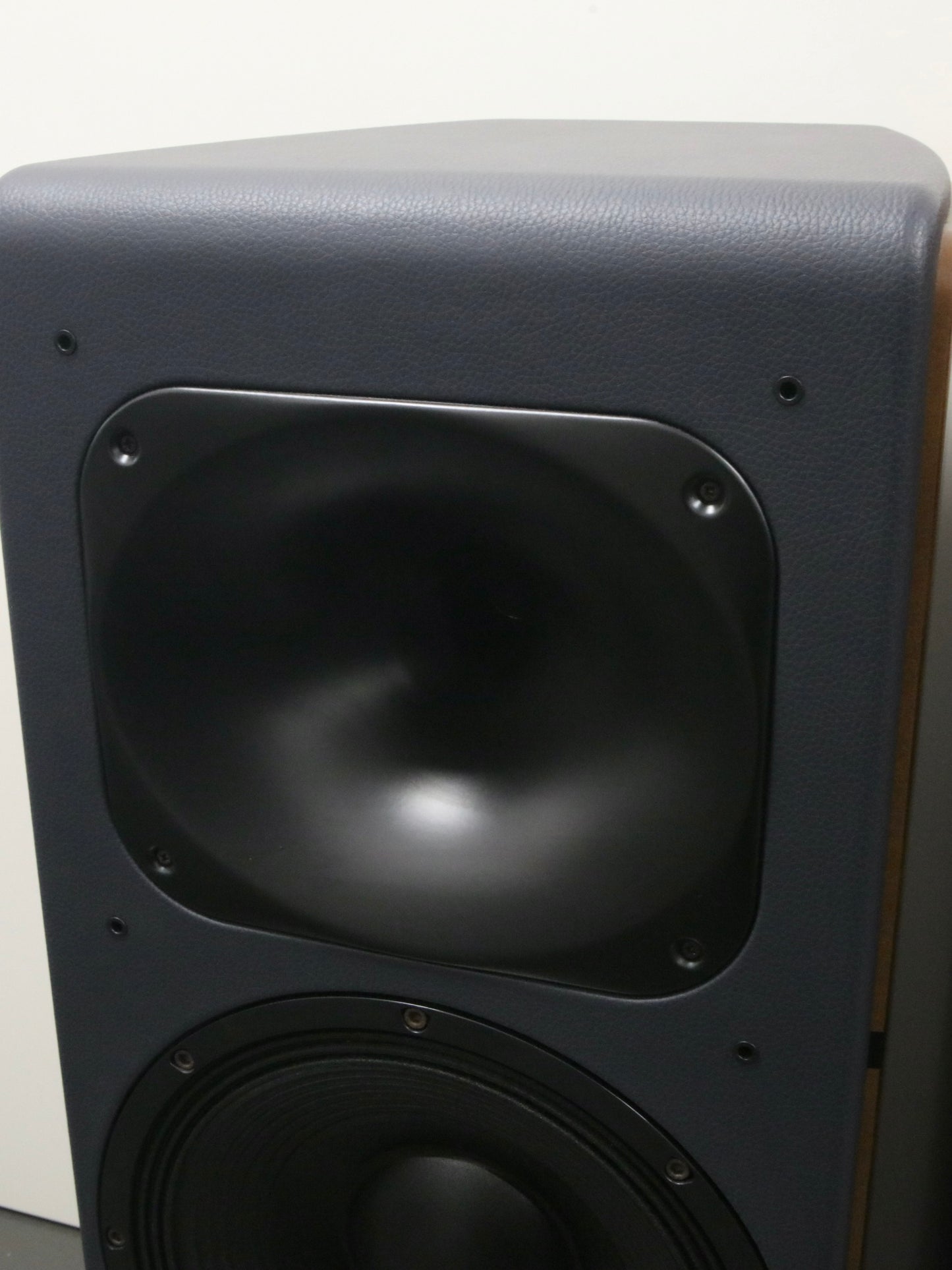 Unison Research Max 1 High-End Standlautsprecher