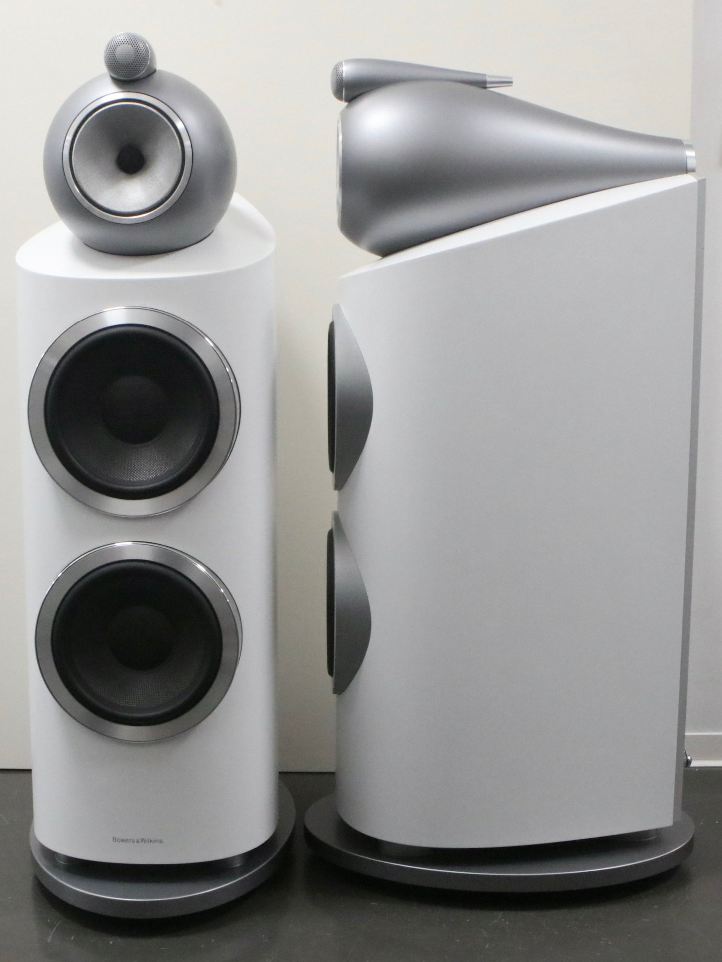 Bowers & Wilkins 800 D3 weiß High-End-Standlautsprecher