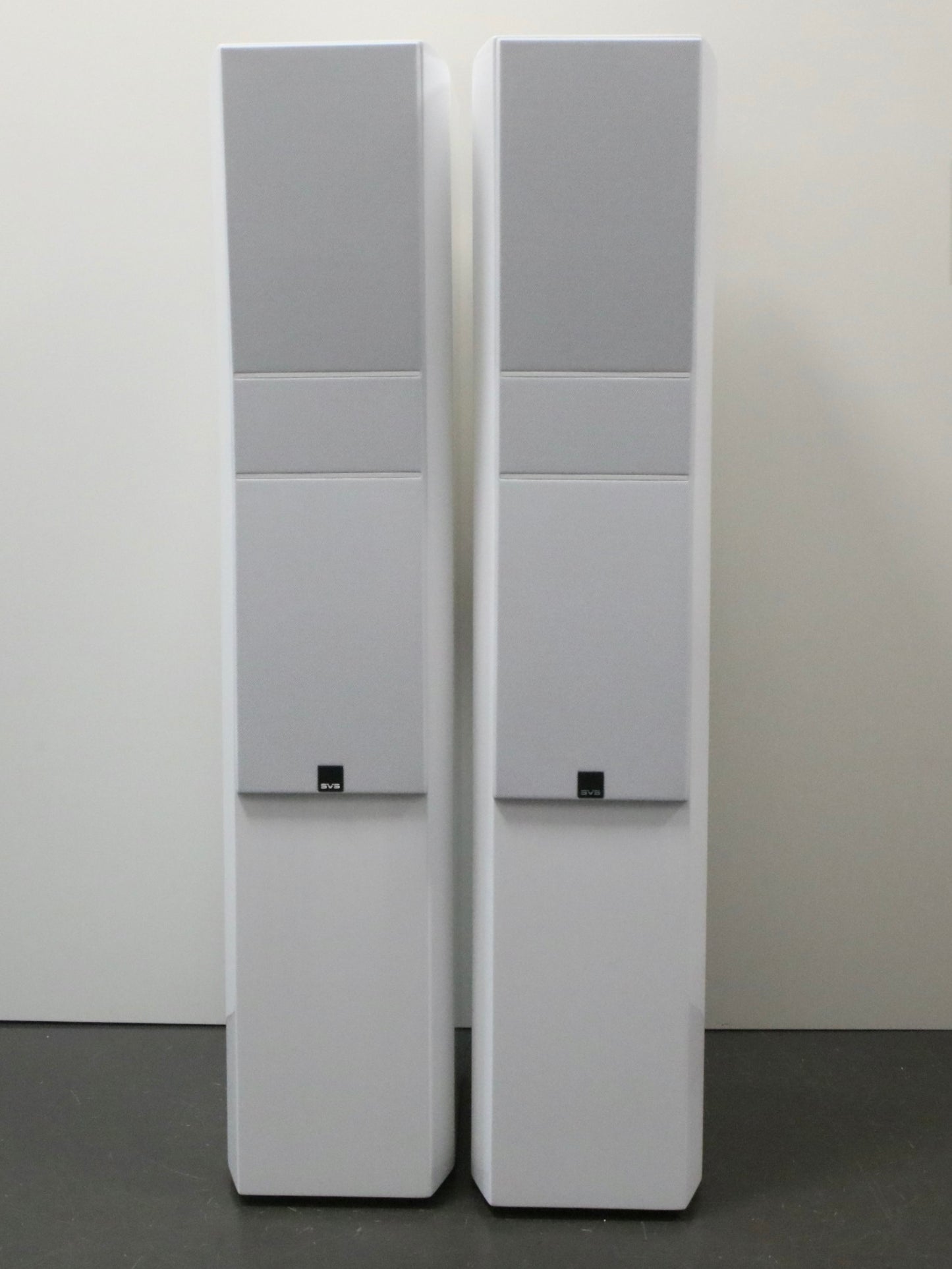 SVS Ultra Evolution Titan High-End Standlautsprecher weiß