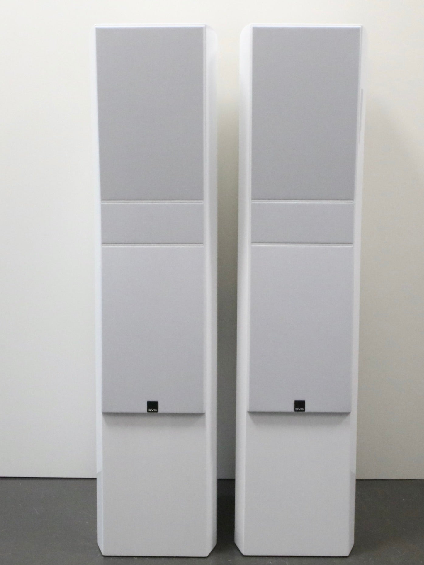 SVS Ultra Evolution Pinnacle High-End Standlautsprecher weiß