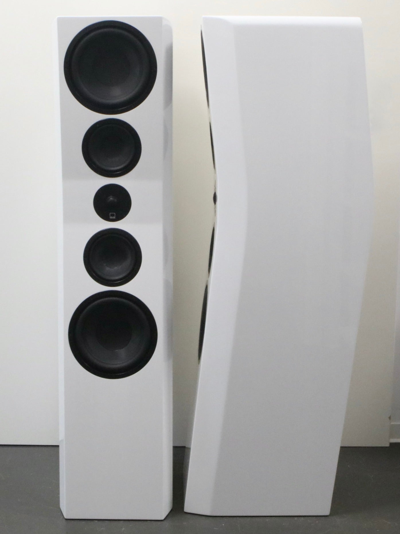 SVS Ultra Evolution Pinnacle High-End Standlautsprecher weiß