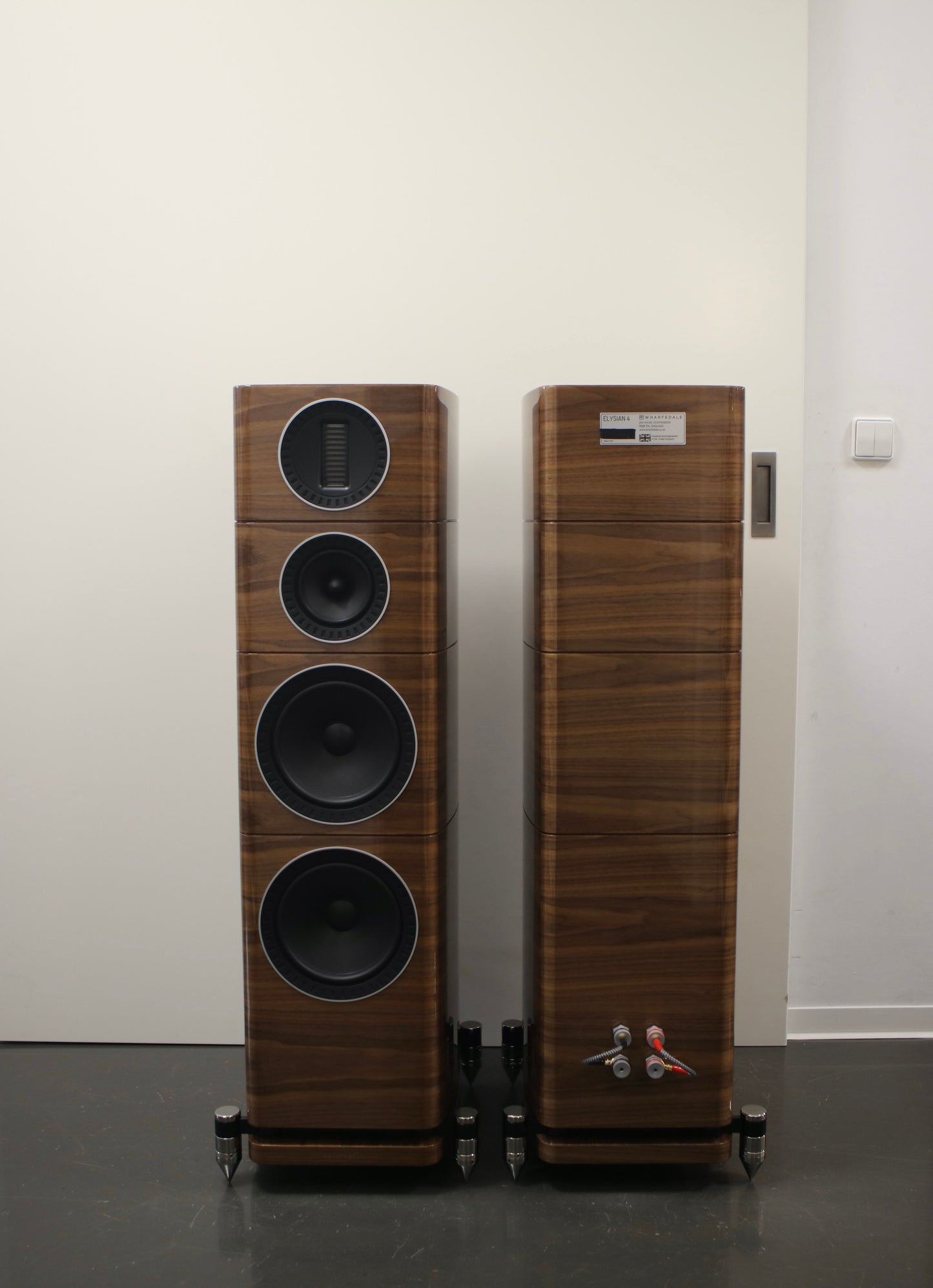 Wharfedale Elysian 4 walnuss High-End Lautsprecher
