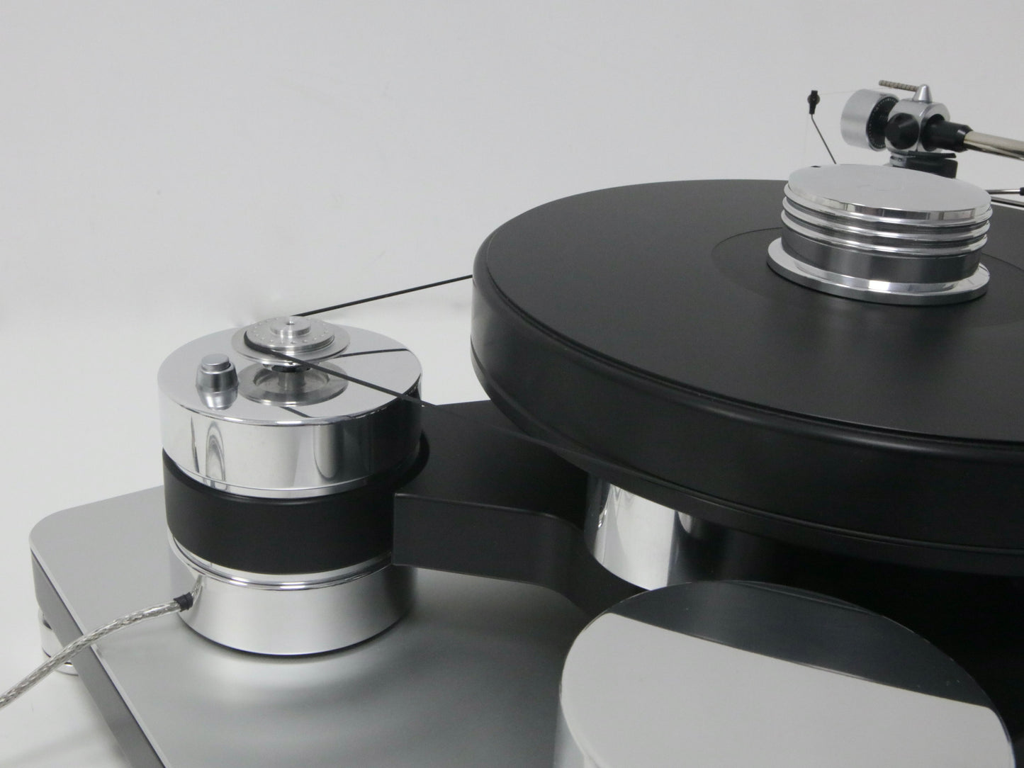 Transrotor Dark Star Silver Shadow mit SME Basis und M2-9 Tonarm