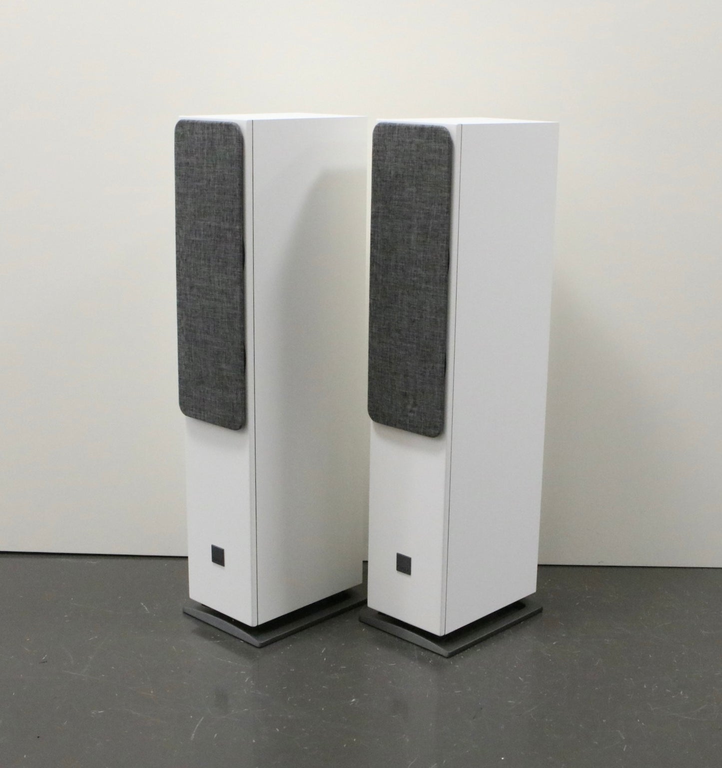 DALI Oberon 5 weiß High-End Standlautsprecher