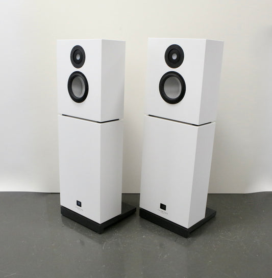 Lyravox Karlina II aus 2024 High-End Aktivlautsprecher