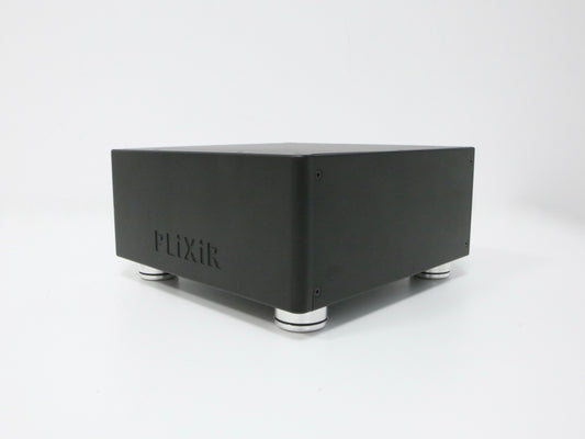 PLiXiR Elite BAC 1500 Power Conditioner