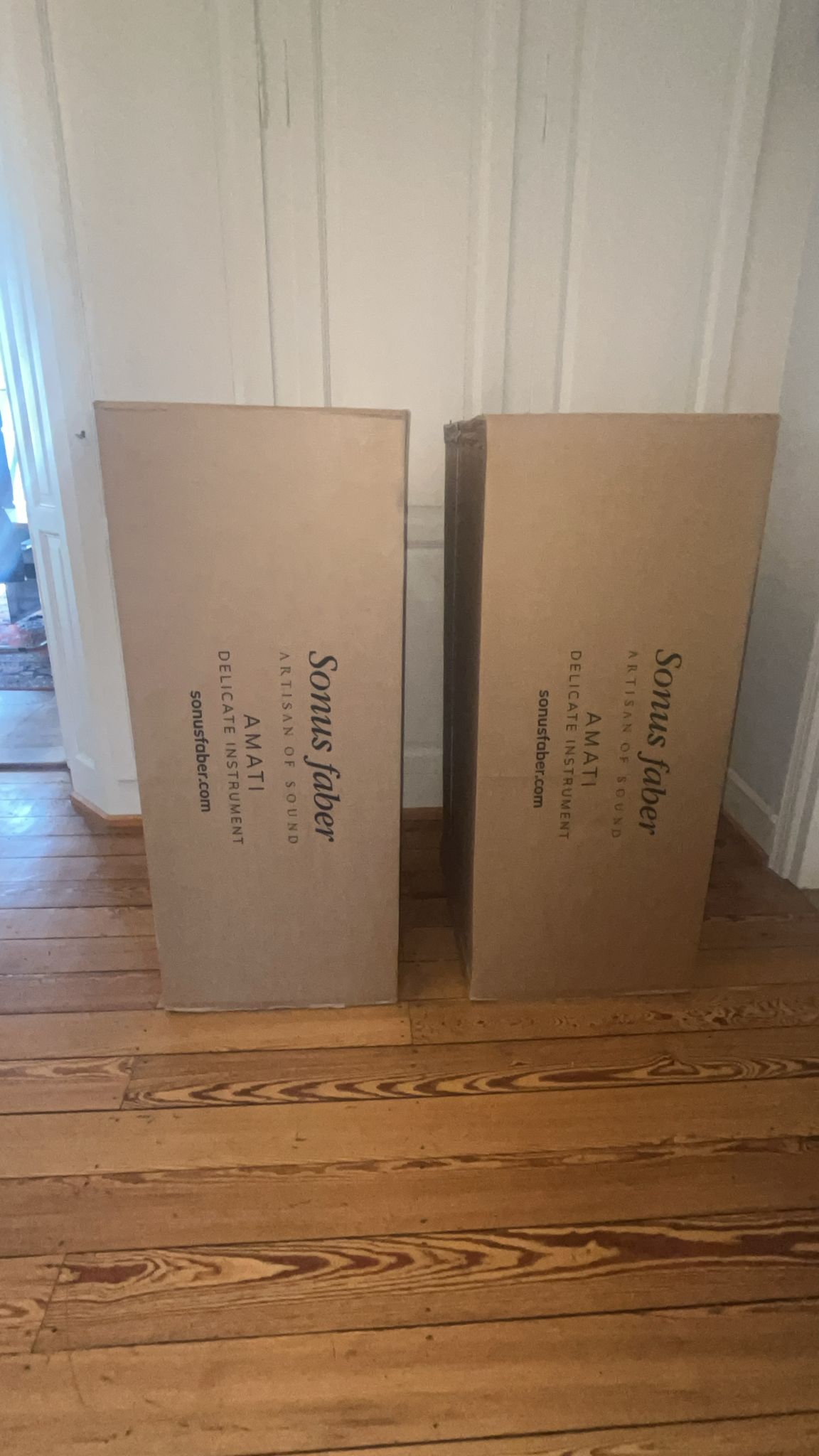 Sonus Faber Amati Tradition G5 rot ungeöffnete OVP