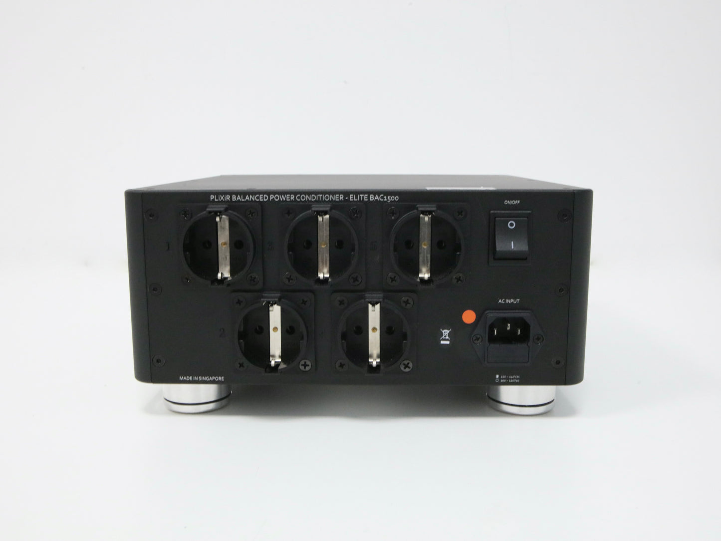 PLiXiR Elite BAC 1500 Power Conditioner