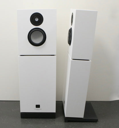 Lyravox Karlina II aus 2024 High-End Aktivlautsprecher