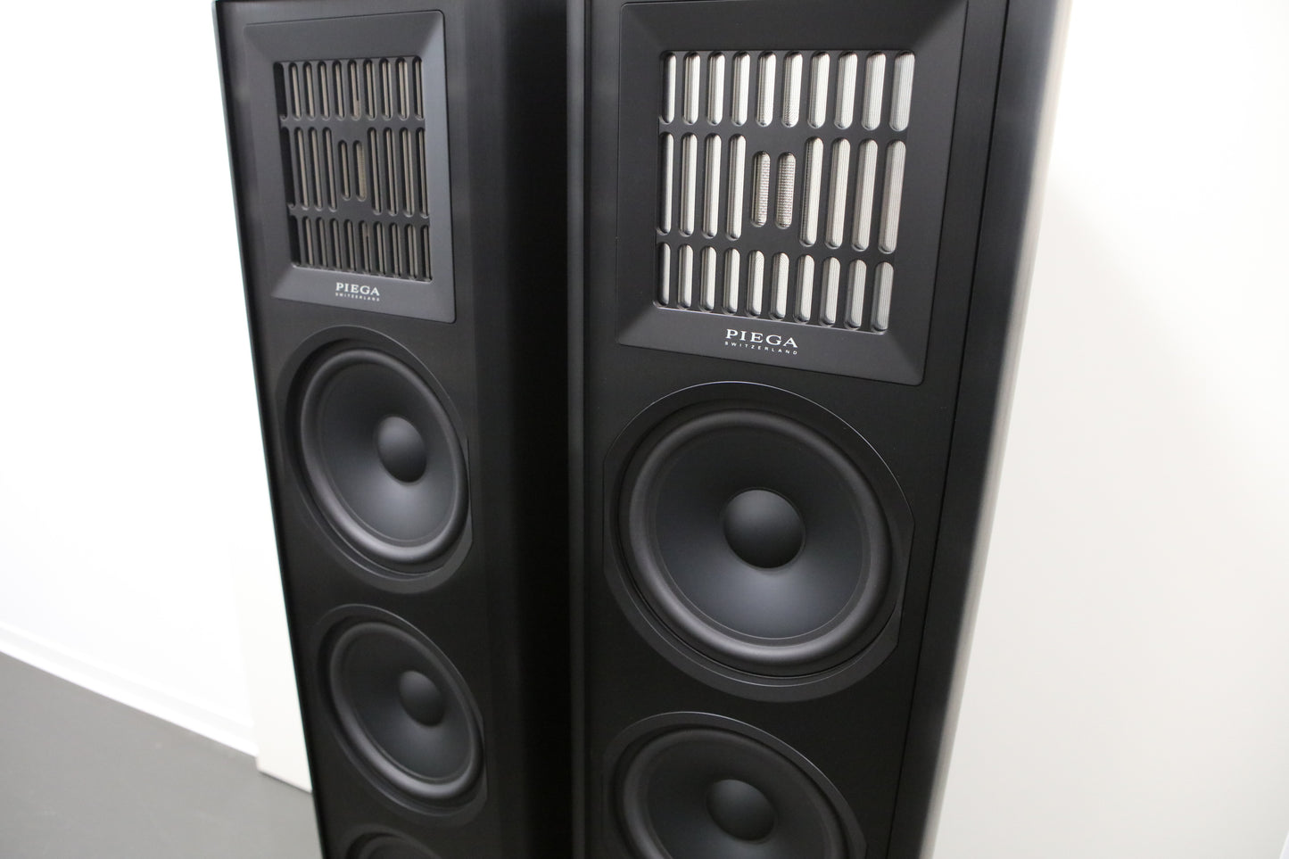 PIEGA Coax 811 schwarz High-End Standlautsprecher aus 01/25